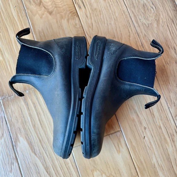 Blundstone Leather Ankle Boots - Picture 5 of 8